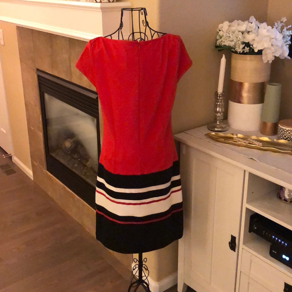 Laundry by Design sheath dress with ribbon detail - Picture 2 of 7